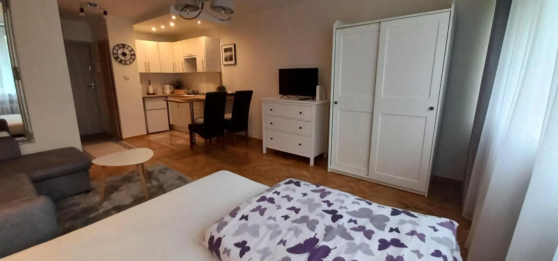Warsaw Centrum Apartment